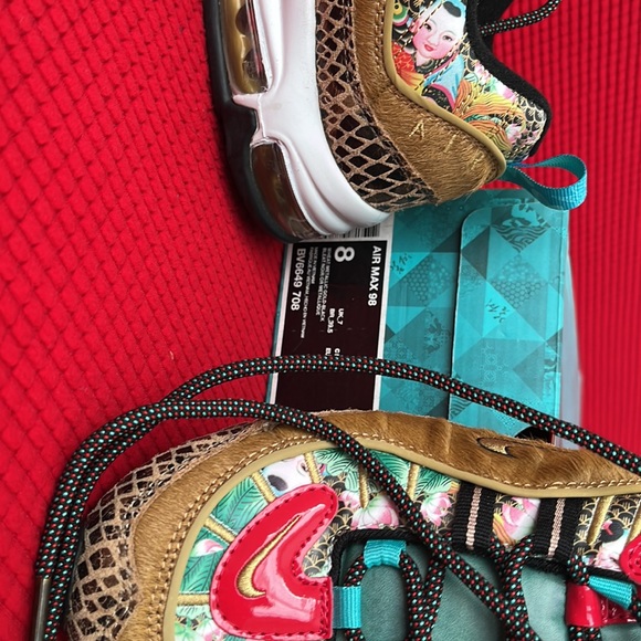 Nike Chinese New Year sneakers - Picture 12 of 13